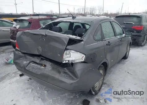 2010 Ford Focus Se z USA, uszkodzony, nr VIN 1FAHP3FN2AW107865